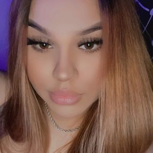 Meet your Posher, Layla